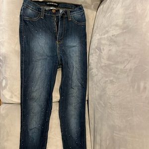 High waist blue jeans